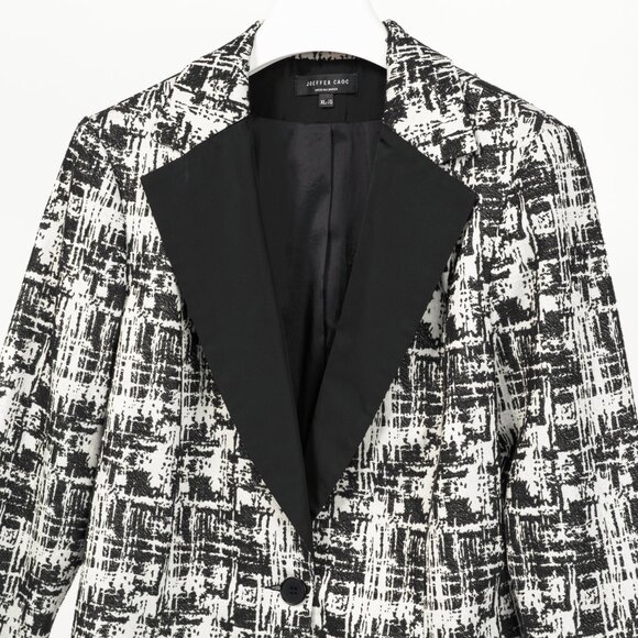 Joeffer Caoc White & Black Jacquard Contrast-Lapel Blazer - Picture 4 of 9